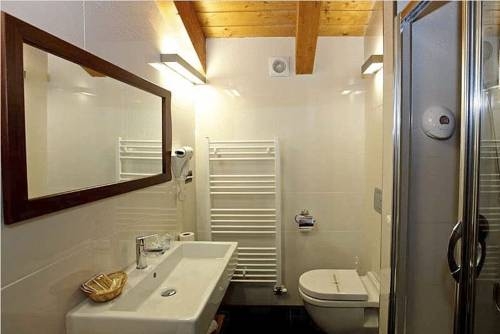 Imagen de la habitación del Hotel Hotel Restaurante Revestido. Foto 6