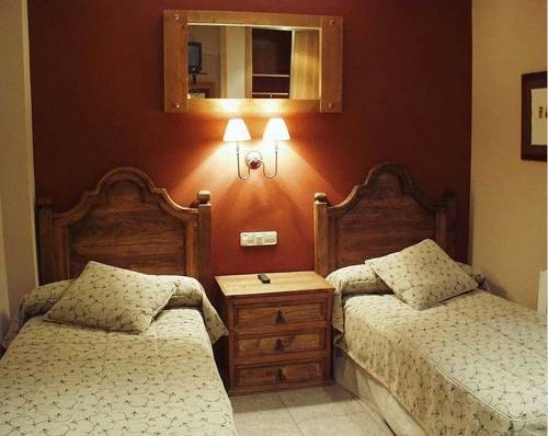 Imagen de la habitación del Hotel Hotel Restaurante Revestido. Foto 9