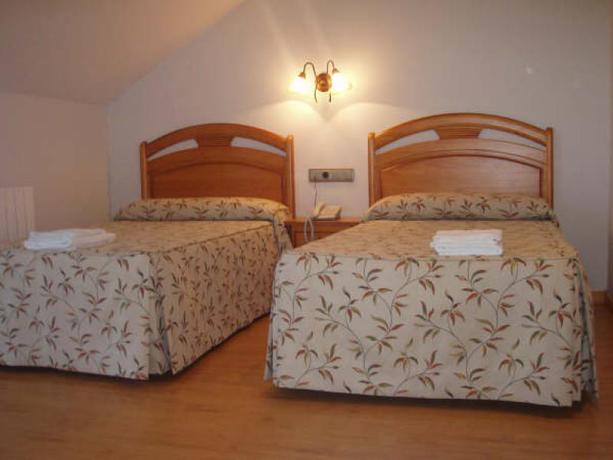 Imagen de la habitación del Hotel Hotel Restaurante Sotres. Foto 4