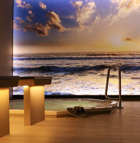 Imagen de la piscina del Hotel Hotel Riant Séjour By Wp Hotels. Foto 15