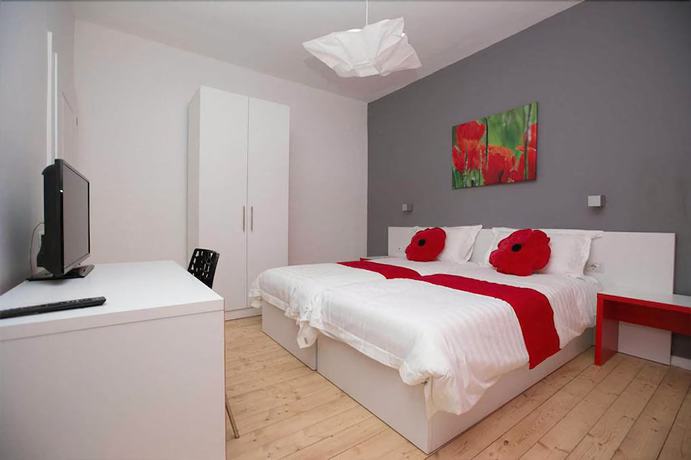 Imagen de la habitación del Hotel Hotel Rimini Tirana. Foto 17