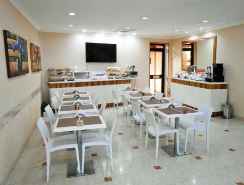 Imagen general del Hotel Hotel Riviera Fiumicino. Foto 10