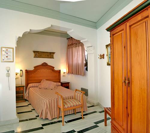 Imagen de la habitación del Hotel Hotel Rosa. Foto 5