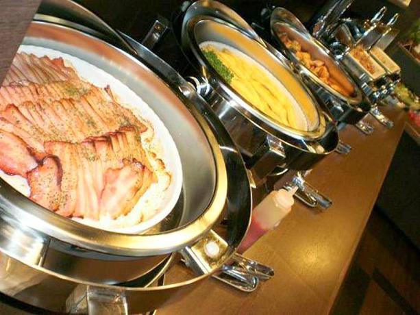 Imagen del bar/restaurante del Hotel Hotel Route Inn Ina Inter. Foto 3