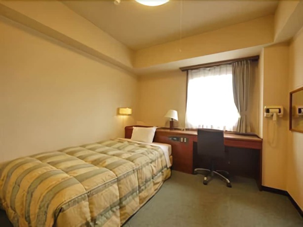 Imagen de la habitación del Hotel Hotel Route-Inn Dai-Ichi Nagano. Foto 11