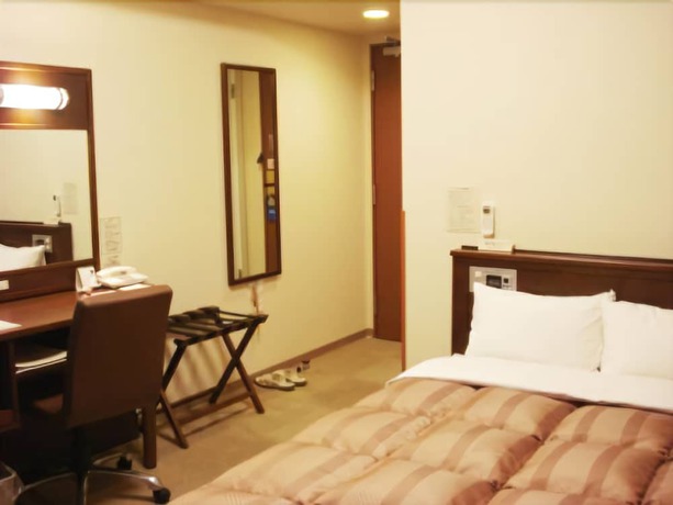 Imagen de la habitación del Hotel Hotel Route-Inn Hofu Ekimae. Foto 13