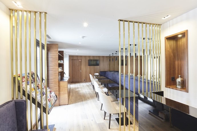 Imagen del bar/restaurante del Hotel Hotel Royal Phare. Foto 3