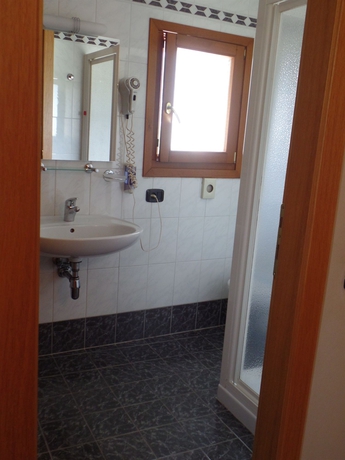 Imagen de la habitación del Hotel Hotel Rudy. Foto 4