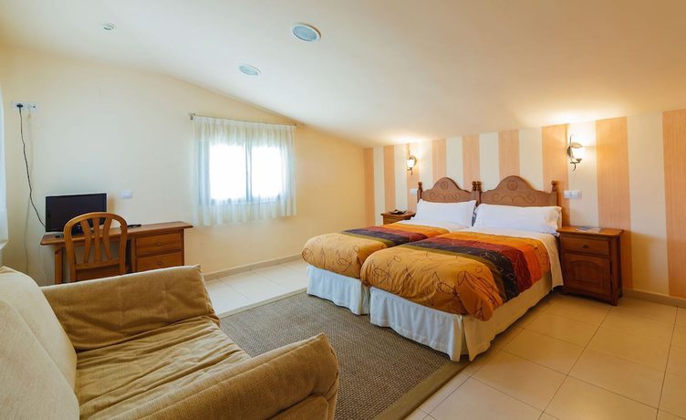 Imagen de la habitación del Hotel Hotel Rural La Consulta de Isar. Foto 4