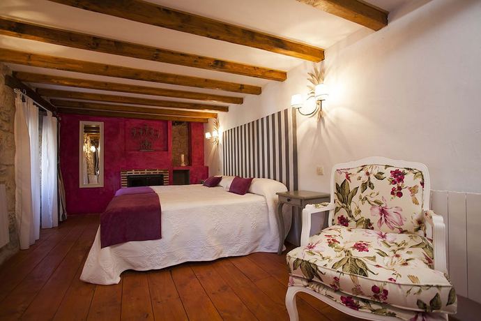 Imagen de la habitación del Hotel Hotel Rural La Torre de Bisjueces. Foto 8