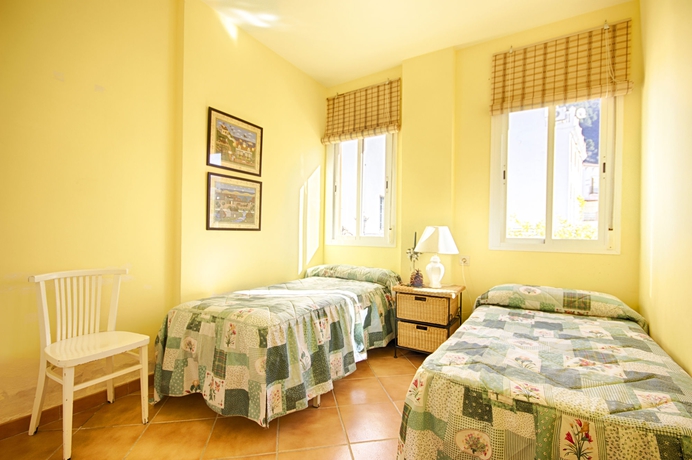 Imagen de la habitación del Hotel Hotel Rural Sierra Tejeda. Foto 12