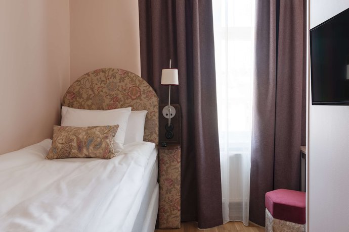 Imagen de la habitación del Hotel Hotel Ruth. Foto 14