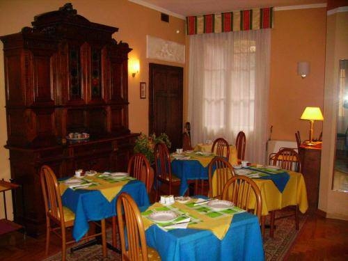 Imagen general del Hotel Hotel Saini. Foto 4