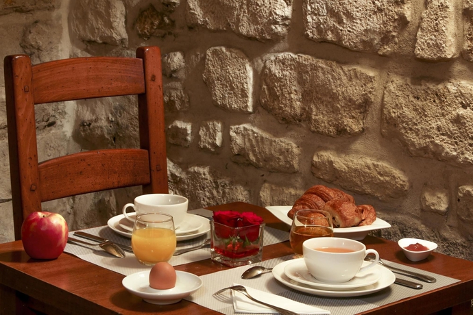 Imagen del bar/restaurante del Hotel Hotel Saint Martin Bastille. Foto 2