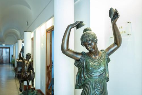 Imagen general del Hotel Hotel Sakura. Foto 3