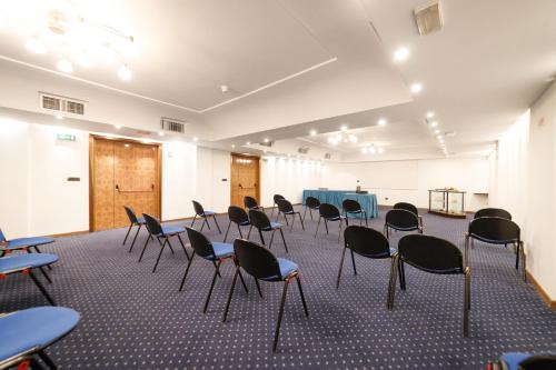 Imagen general del Hotel Hotel Sakura. Foto 7