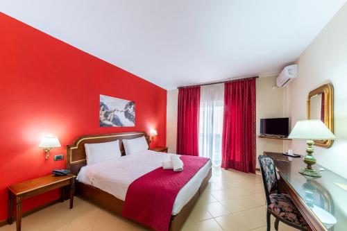 Imagen de la habitación del Hotel Hotel Sakura, Torre del Greco. Foto 19