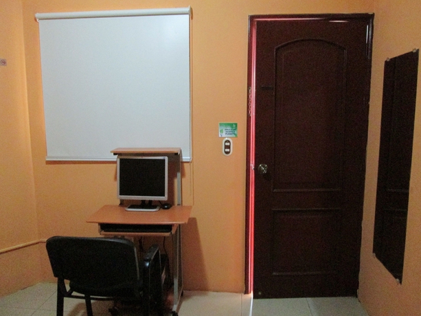 Imagen de la habitación del Hotel Hotel San Luis. Foto 7