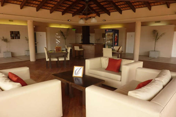 Imagen de los interiores del Hotel Hotel San Pedro Palace. Foto 8