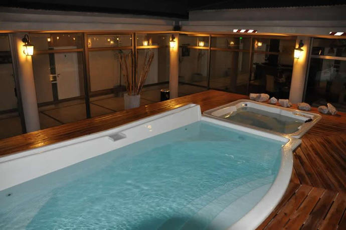 Imagen de los exteriores del Hotel Hotel San Pedro Palace. Foto 5