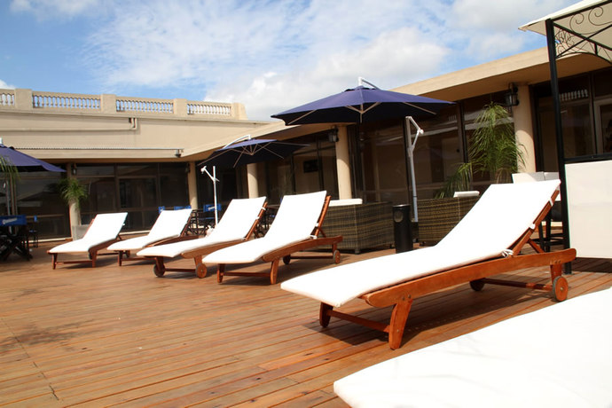 Imagen de los exteriores del Hotel Hotel San Pedro Palace. Foto 7