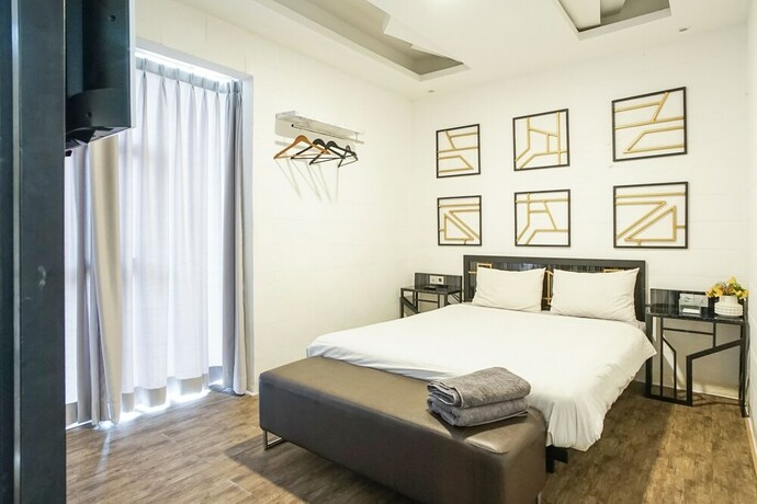 Imagen general del Hotel Hotel Sanrina Makassar. Foto 4