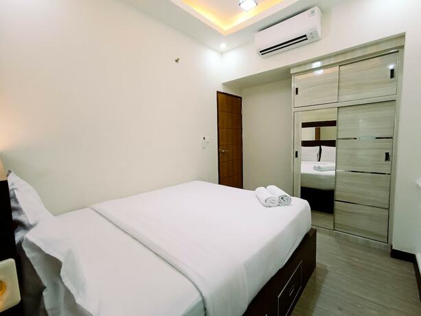 Imagen de la habitación del Hotel Hotel Sanrina Makassar. Foto 44