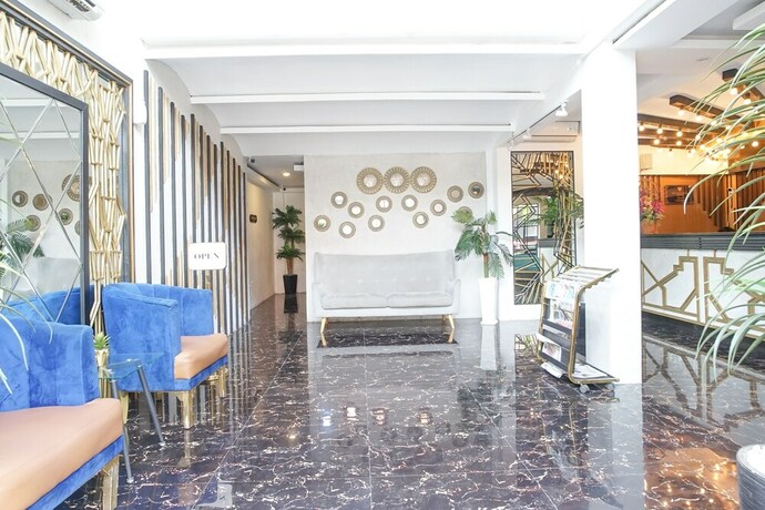 Imagen de los interiores del Hotel Hotel Sanrina Makassar. Foto 66