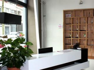 Imagen de los interiores del Hotel Hotel Sansa. Foto 4
