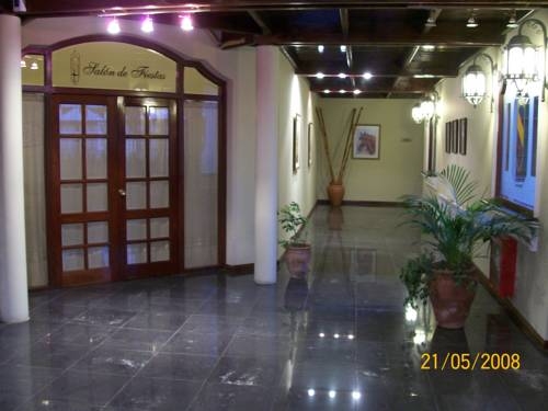 Imagen general del Hotel Hotel Santa Catalina. Foto 23