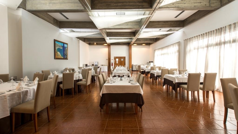 Imagen del bar/restaurante del Hotel Hotel Santa Maria, Vila Do Porto ( Santa Maria ). Foto 2