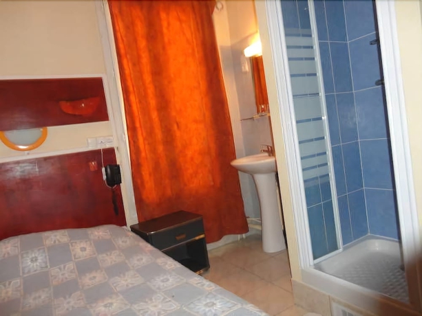 Imagen de la habitación del Hotel Hotel Santana. Foto 8