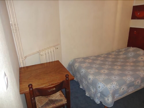 Imagen de la habitación del Hotel Hotel Santana. Foto 11