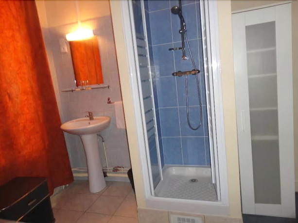 Imagen de la habitación del Hotel Hotel Santana. Foto 13