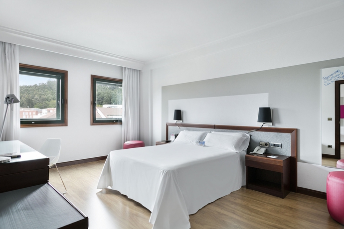 Imagen de la habitación del Hotel Hotel Santiago Plaza Affiliated by Meliá. Foto 12