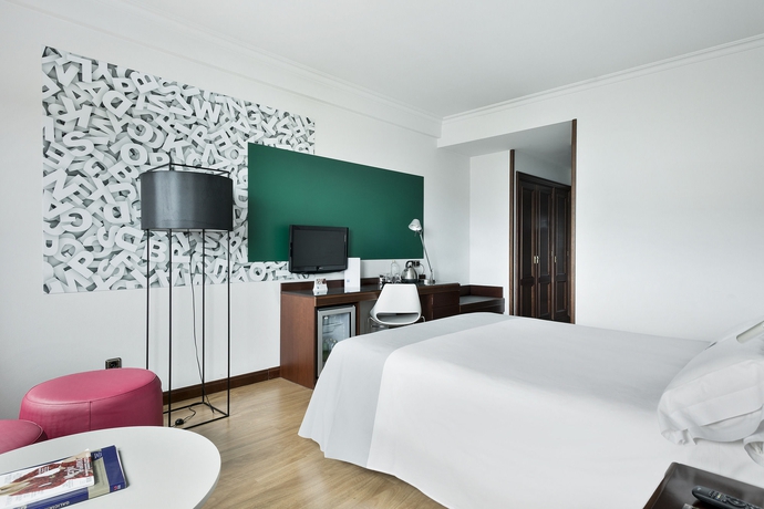Imagen de la habitación del Hotel Hotel Santiago Plaza Affiliated by Meliá. Foto 15