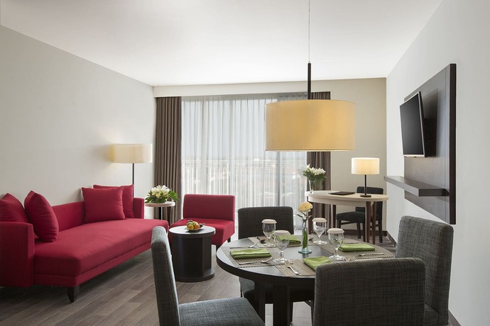 Imagen de la habitación del Hotel Hotel Santika Pekalongan. Foto 9