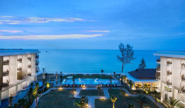 Imagen general del Hotel Hotel Santika Premiere Beach Resort Belitung. Foto 1