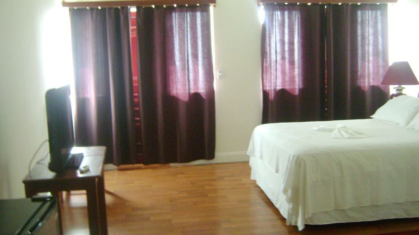 Imagen general del Hotel Hotel Santos Pina. Foto 2