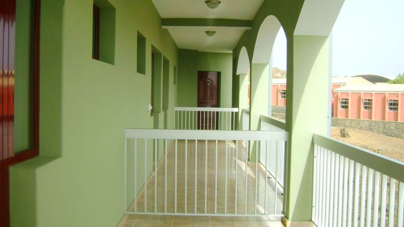 Imagen general del Hotel Hotel Santos Pina. Foto 4