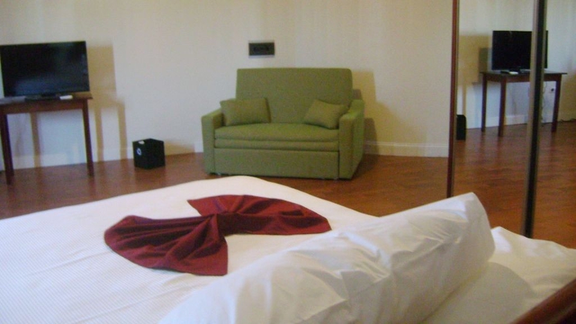 Imagen general del Hotel Hotel Santos Pina. Foto 13