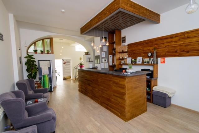 Imagen de los exteriores del Hotel Hotel Scorilo Oradea. Foto 5