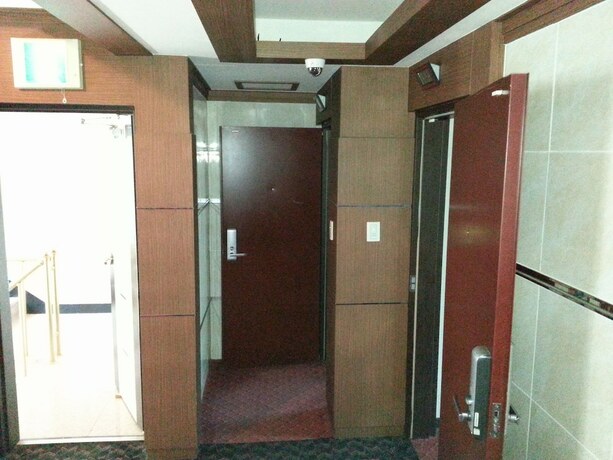 Imagen general del Hotel Hotel Seaworld. Foto 7