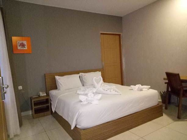 Imagen de la habitación del Hotel Hotel Sonic Airport Semarang. Foto 11