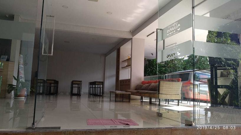 Imagen de los interiores del Hotel Hotel Sonic Airport Semarang. Foto 16