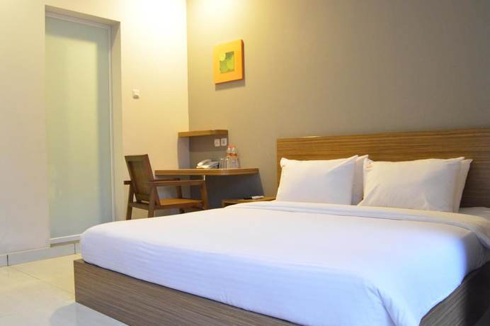 Imagen de la habitación del Hotel Hotel Sonic Airport Semarang. Foto 13