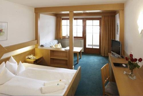 Imagen general del Hotel Hotel Sonnblick. Foto 3