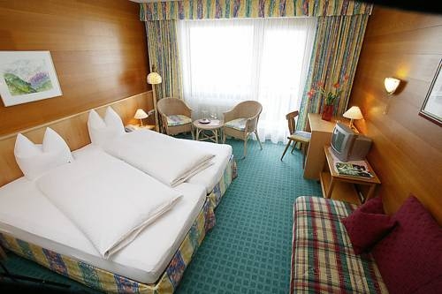 Imagen general del Hotel Hotel Sonnblick. Foto 9