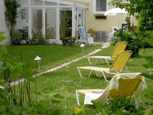 Imagen general del Hotel Hotel Strebersdorferhof. Foto 14