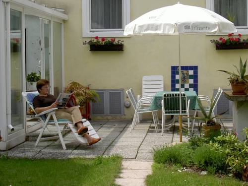 Imagen general del Hotel Hotel Strebersdorferhof. Foto 17